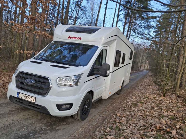 zimowanie kamperów parking dla kamperów